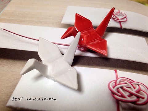 紅白鶴の箸置き　和婚に使えるアイテム。