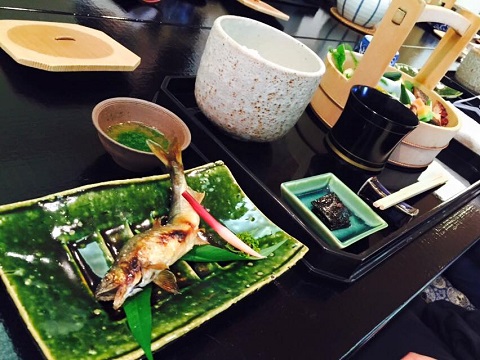 手をけ弁当 六盛