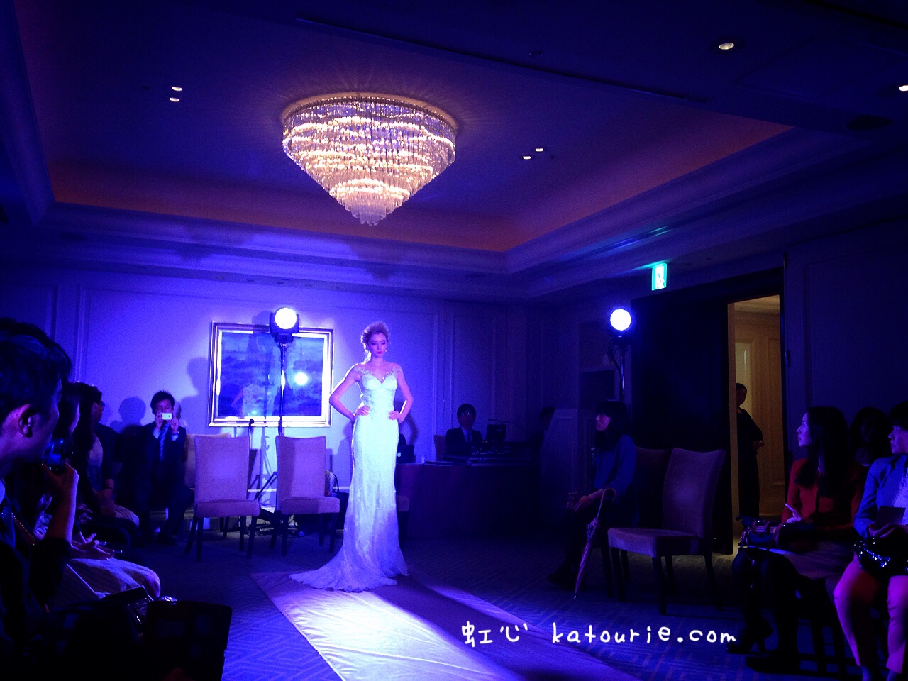 Galia Lahav ｔrunkshow